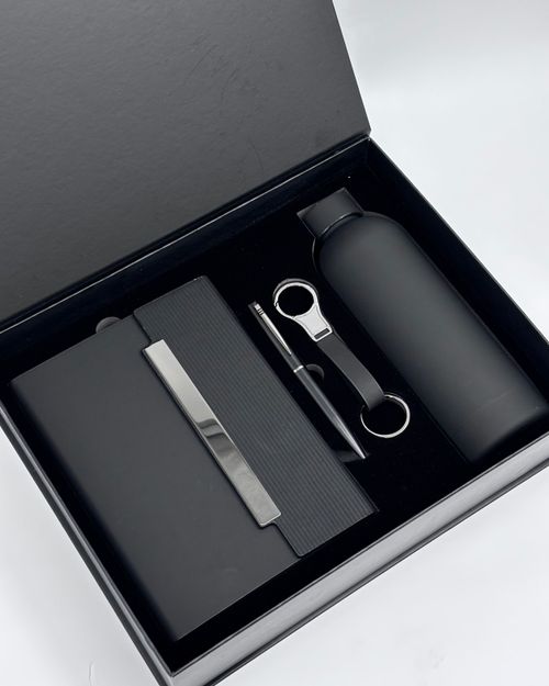 Gift Set-Titus Black